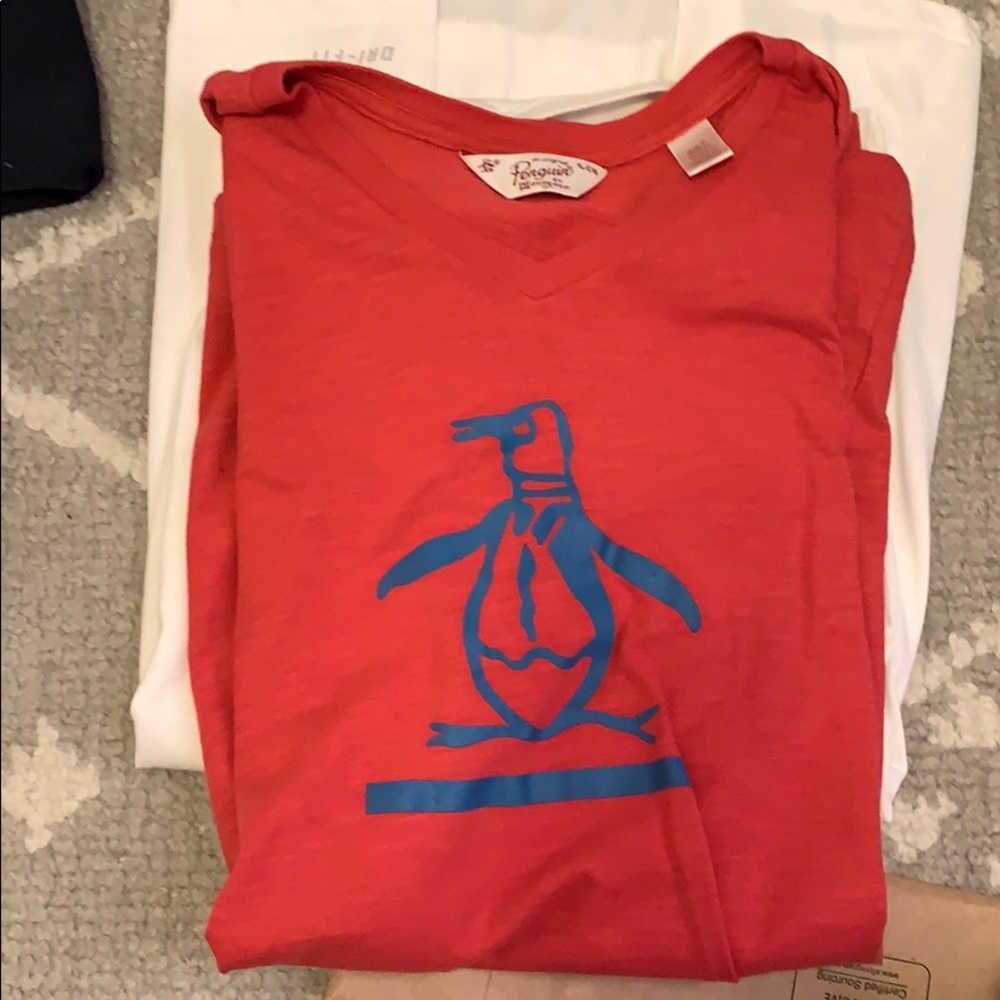 Penguin V neck red